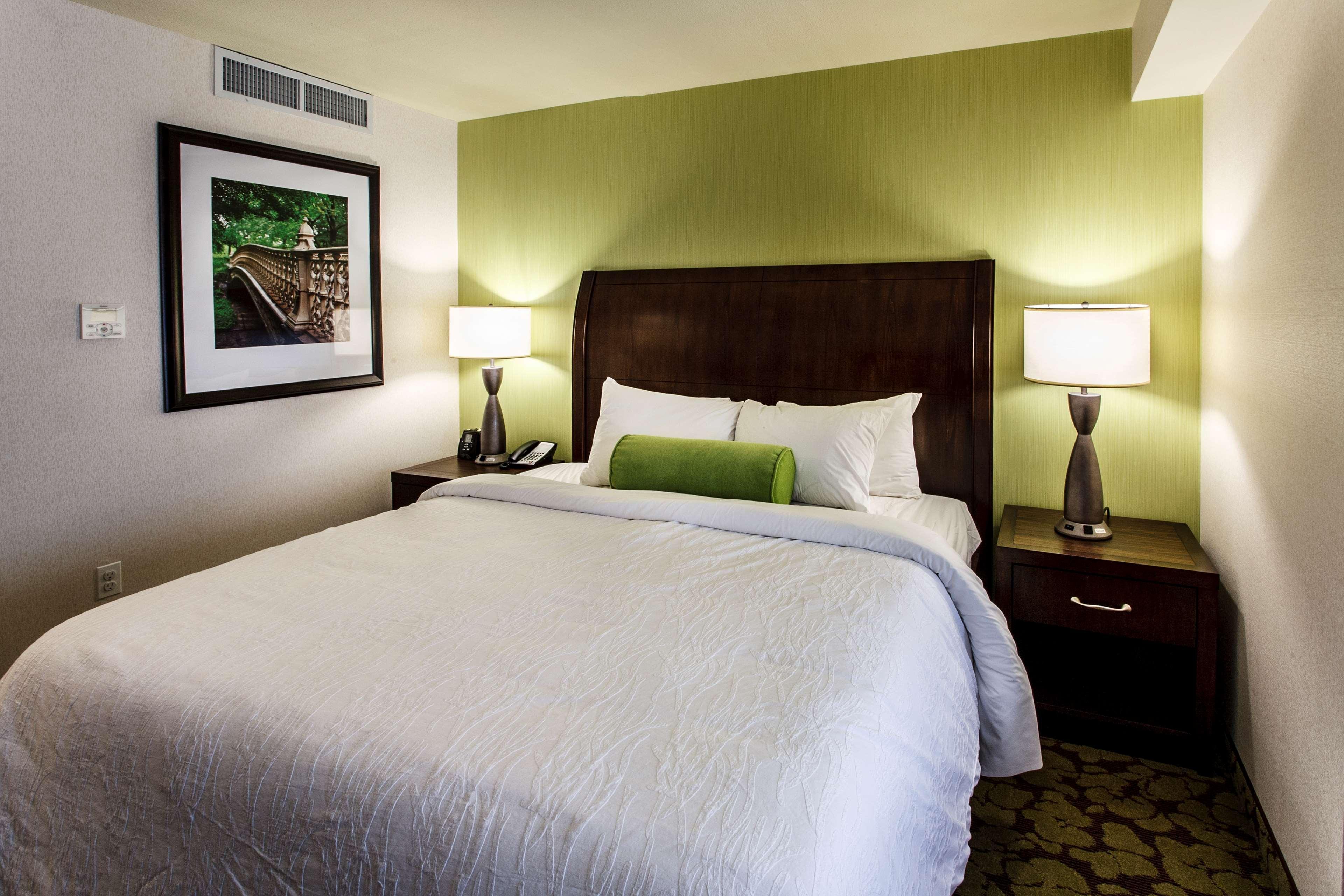 Hilton Garden Inn New York/Staten Island Dış mekan fotoğraf
