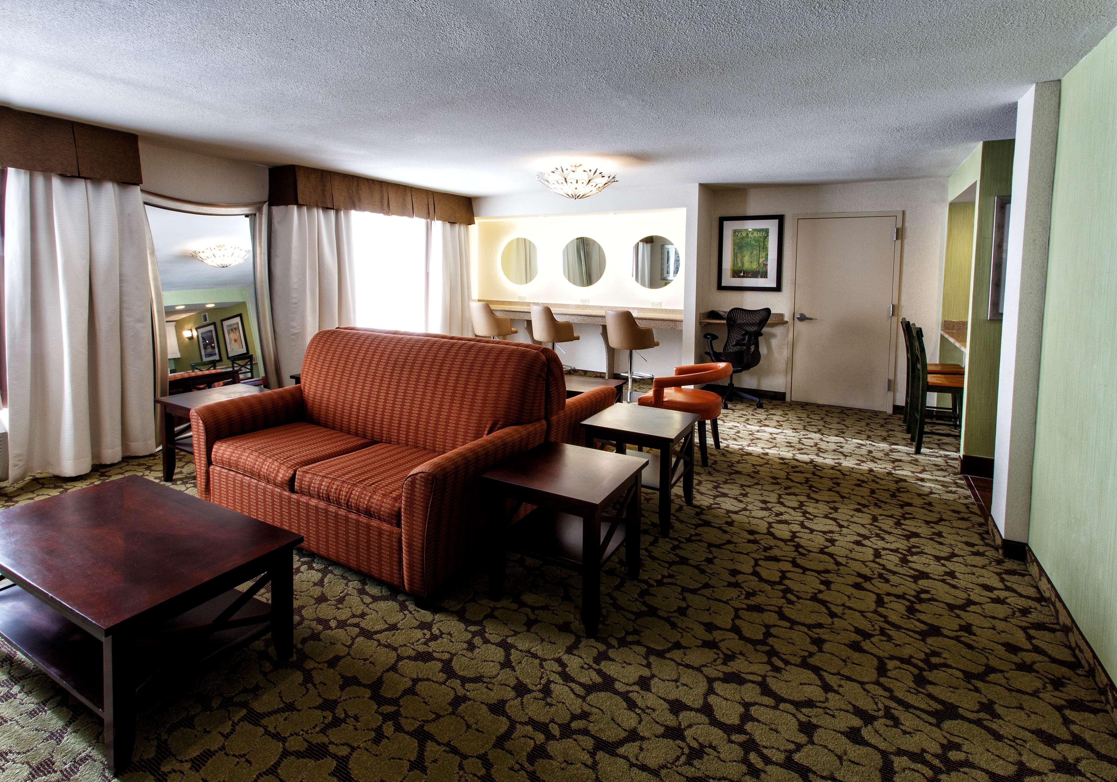 Hilton Garden Inn New York/Staten Island Dış mekan fotoğraf
